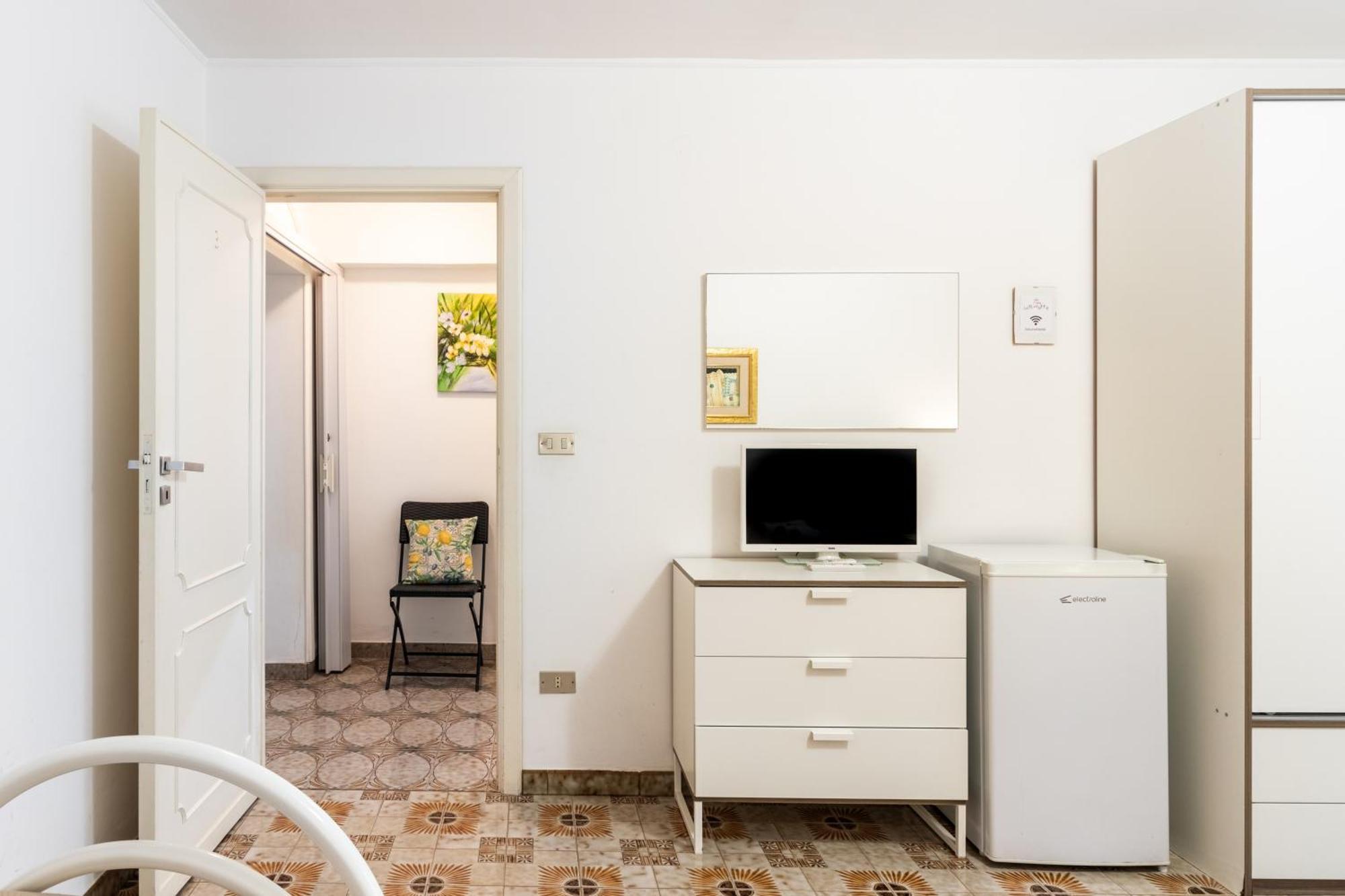 Le Torrette Rooms And Apartments Avola Exterior foto