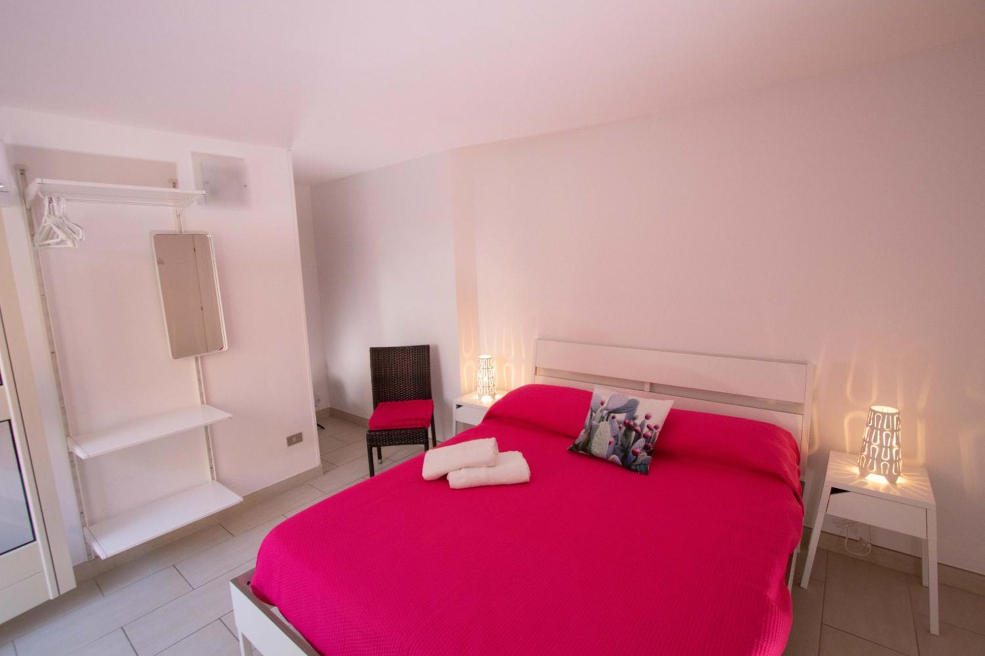 Le Torrette Rooms And Apartments Avola Exterior foto