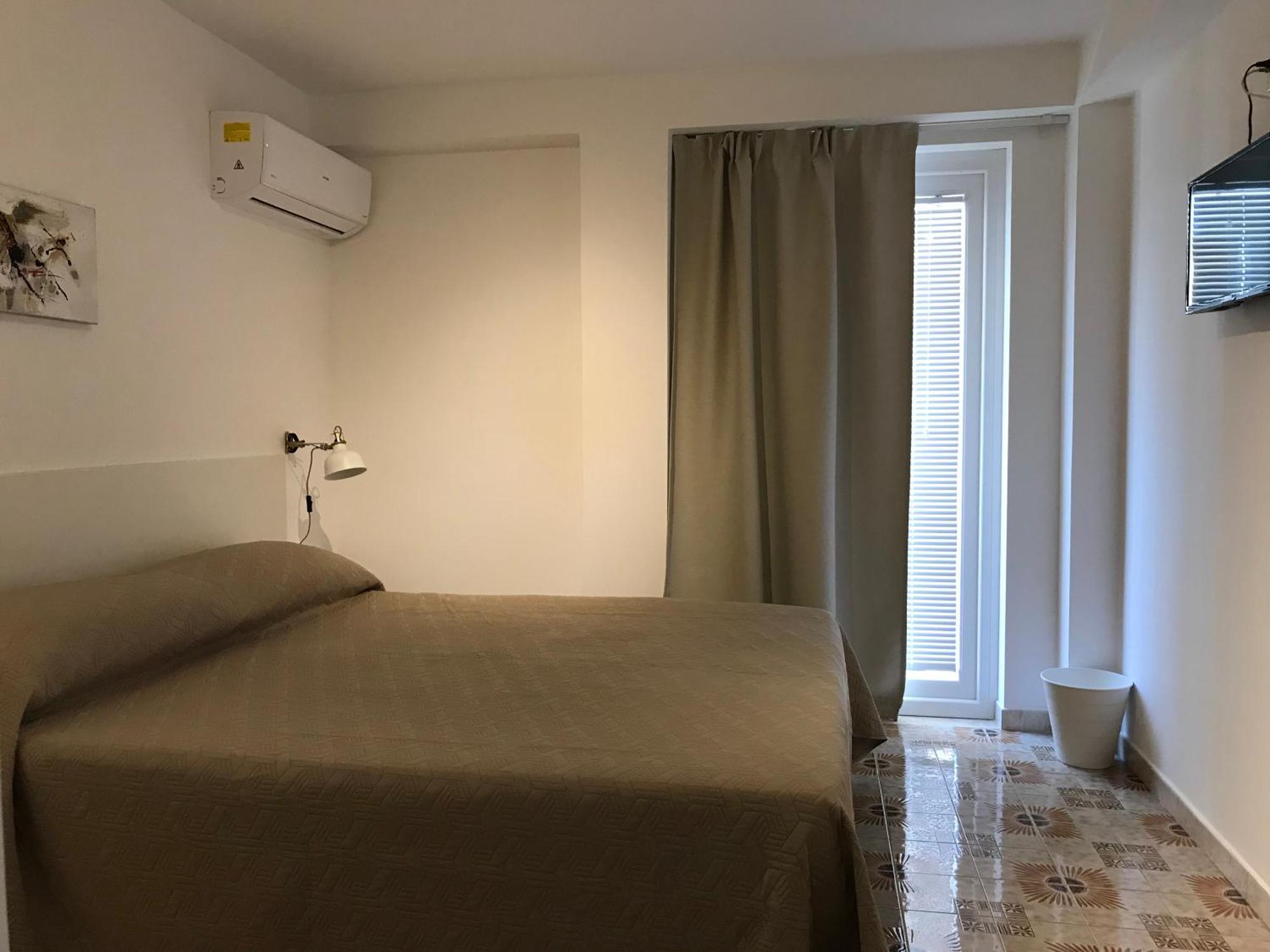 Le Torrette Rooms And Apartments Avola Exterior foto